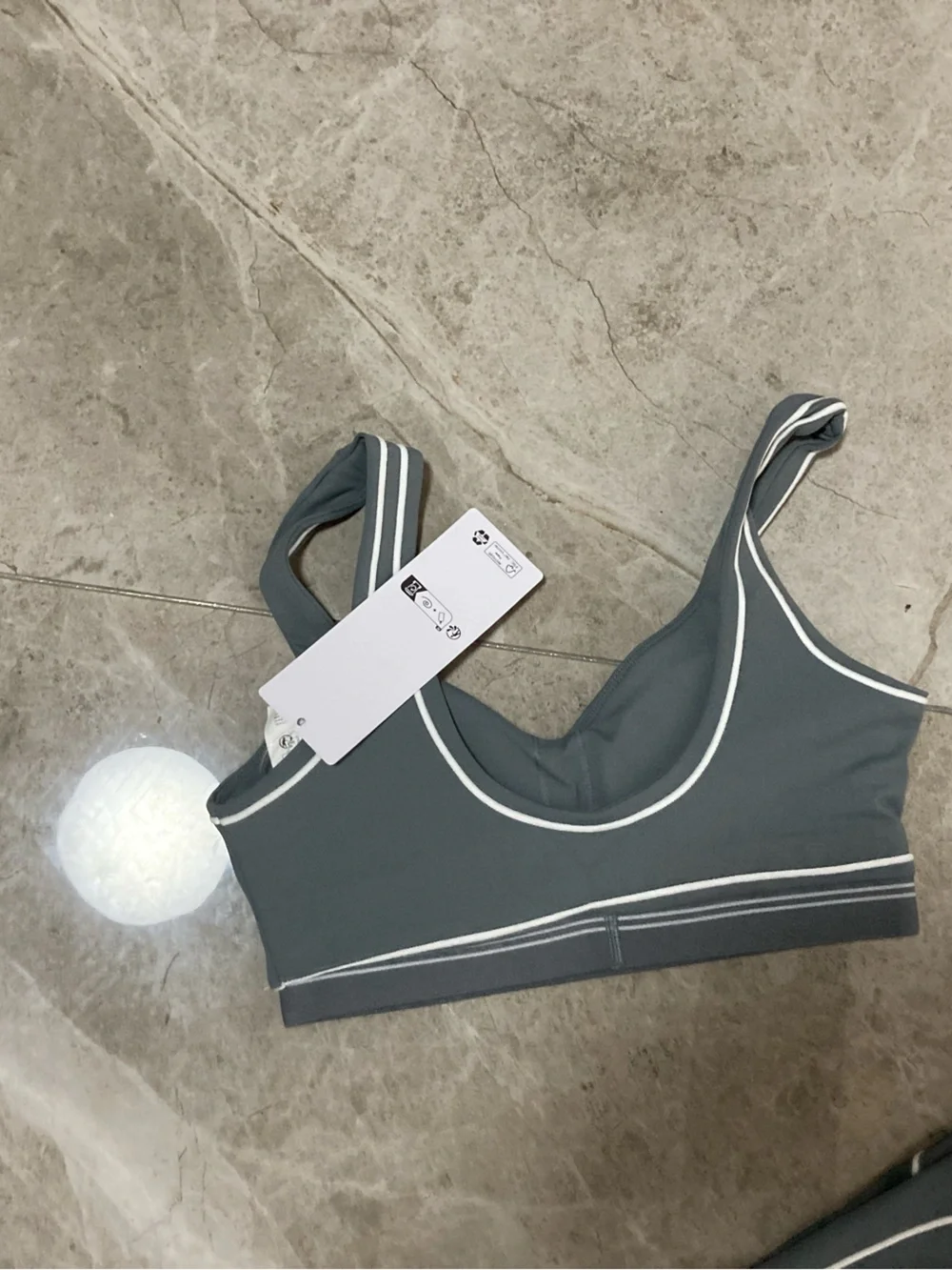 ALO Yoga Gray Sculpting Leggings & Sports Bra Set with White Piping